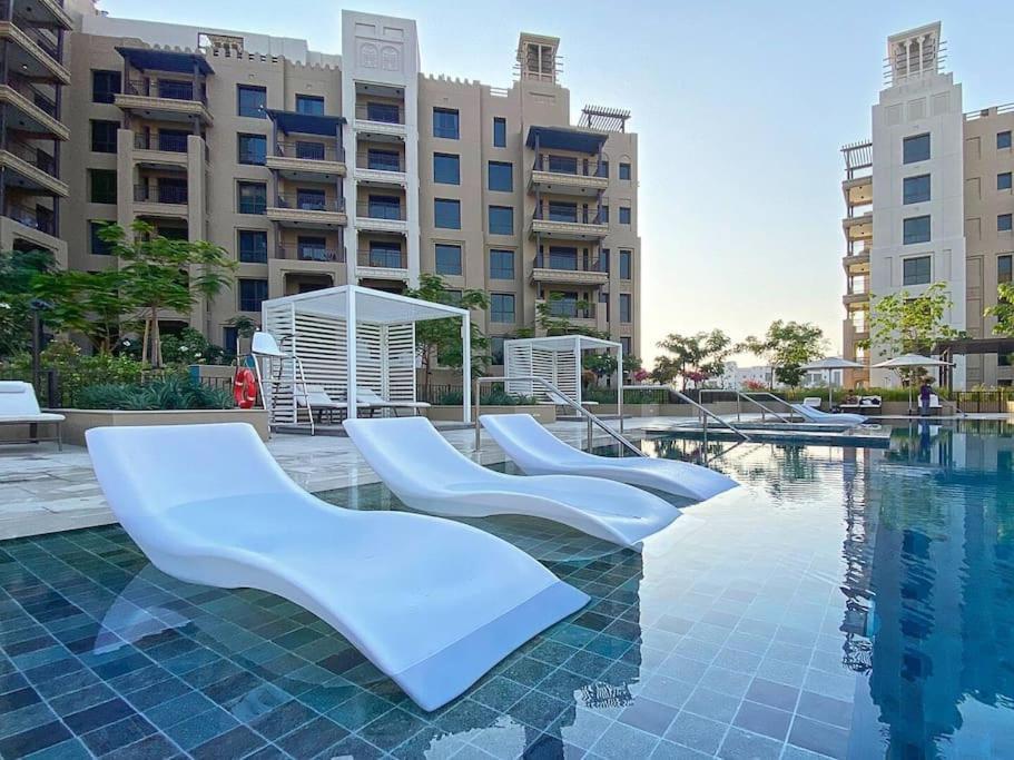 Veluxa - Luxury And Bright 1 Bedroom Apartment, Burj View! * Dubai
