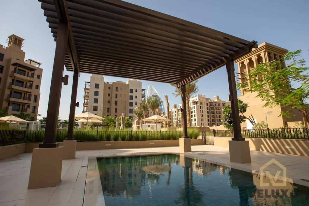 Apartment Veluxa - Luxury And Bright 1 Bedroom Apartment, Burj View!