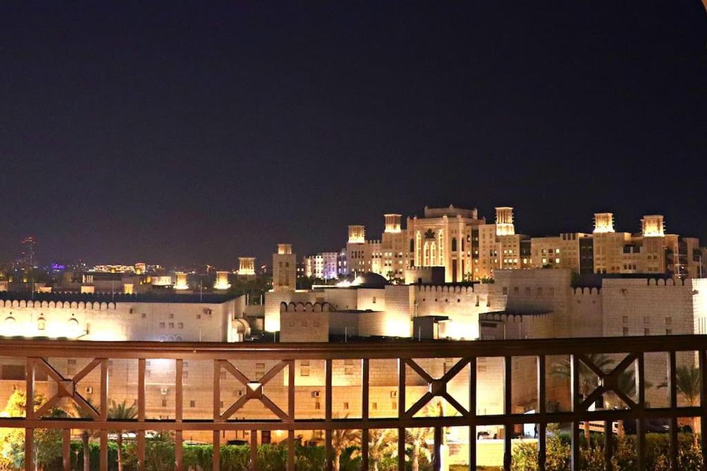 Veluxa - Luxury And Bright 1 Bedroom Apartment, Burj View! Dubai