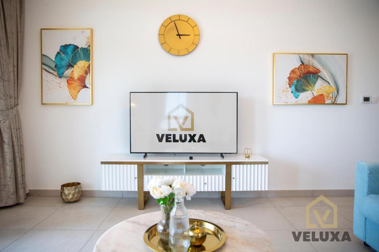 Veluxa - Luxury And Bright 1 Bedroom Apartment, Burj View!